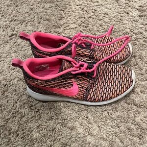 Nike Women’s shoes size 7.5